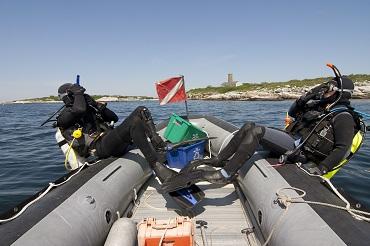 Student divers off Appledore Island.